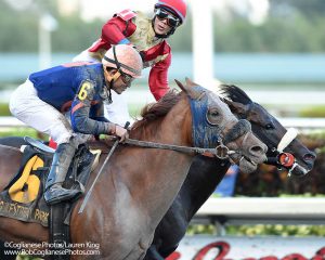 Unified holds off G1 winner Mind Your Biscuits in the G3 Gulfstream Park Sprint.