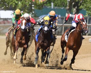 Antiquarian (Preservationist - Lifetime Memory) and the rest of the G3 Peter Pan field turn for home at Aqueduct's Belmont At The Big A meet.